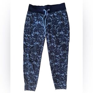 Athleta Trekkie North Joggers Floral Womens 8